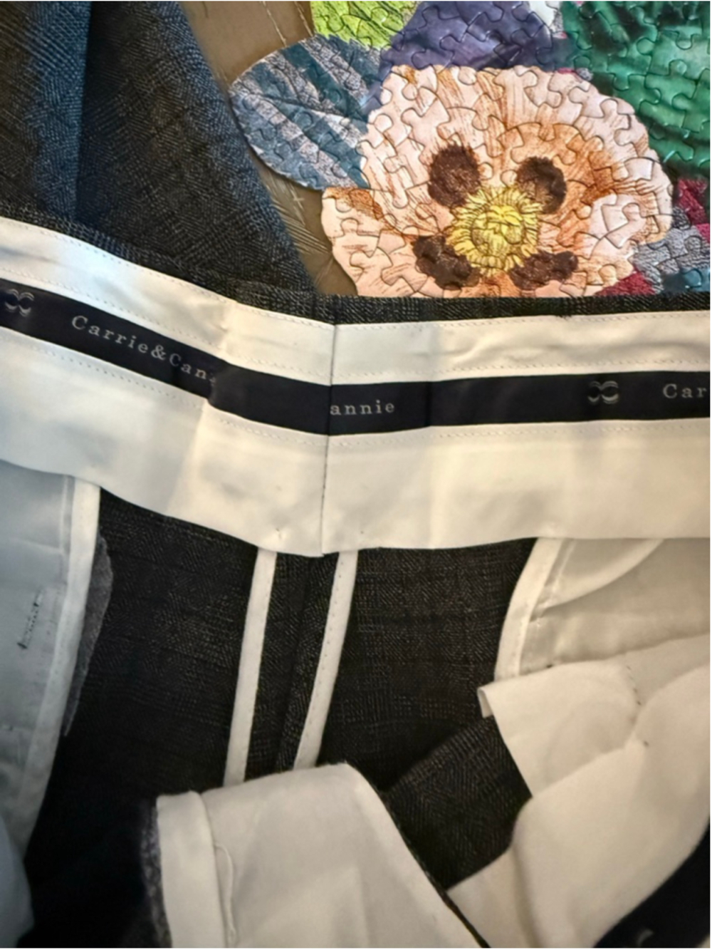 Carrie & Cannie Gray Plaid Trousers Women's - Picture 8 of 10